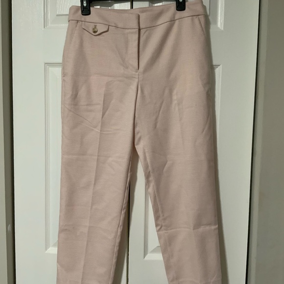 Ann Taylor Loft houndstooth patterned pink pants - Picture 3 of 5